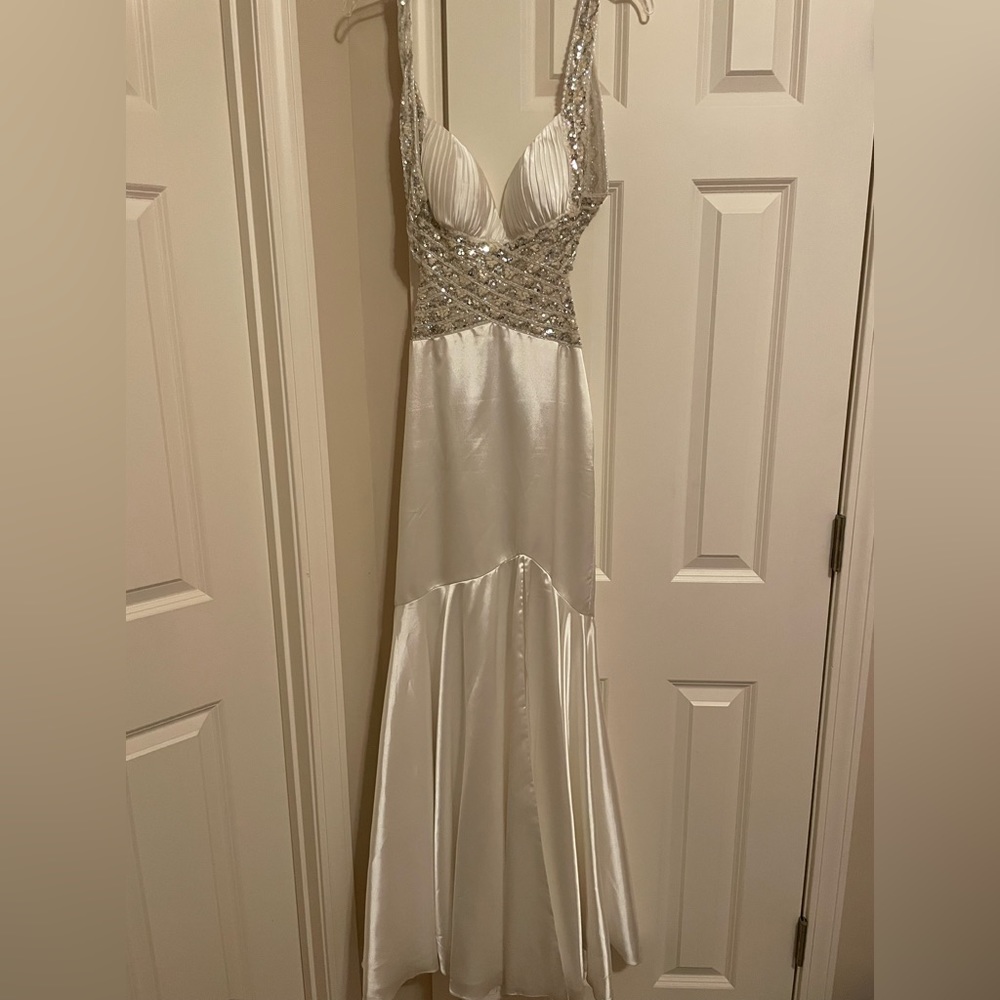 White backless prom dress